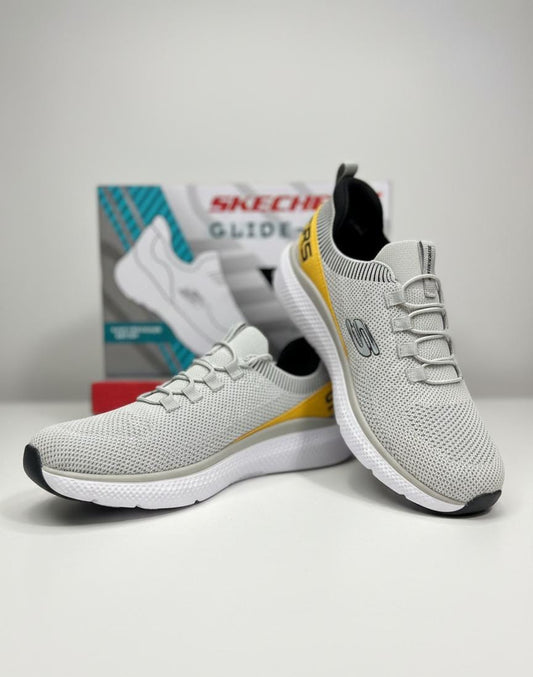 SKECHERS CARBON INFUSED GLIDE STEP