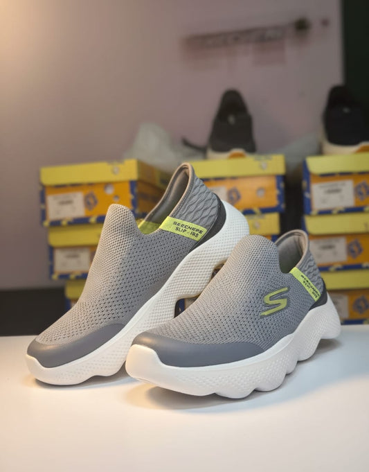 Skecher Message Fit